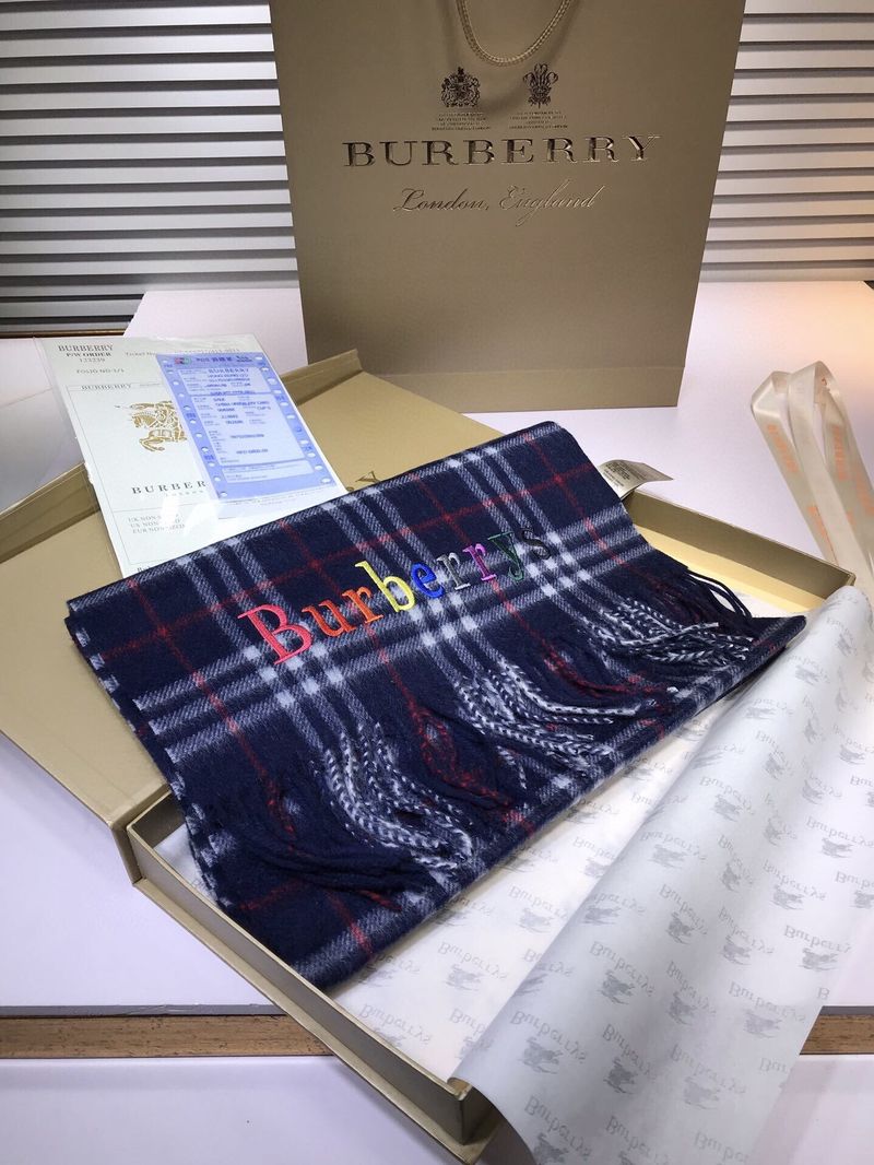 Burberry Scarf B00239