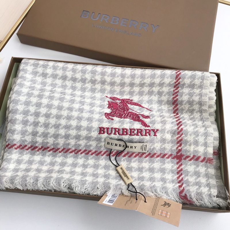 Burberry Scarf B00275