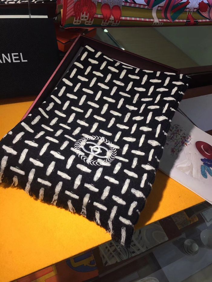 Chanel Scarf CA00229