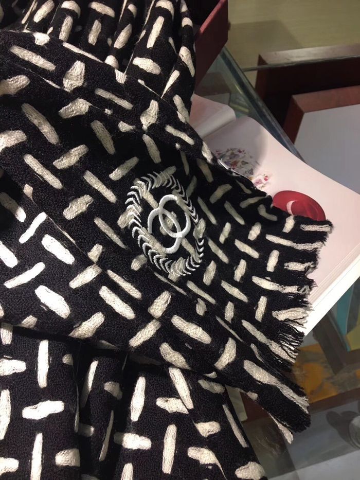 Chanel Scarf CA00229