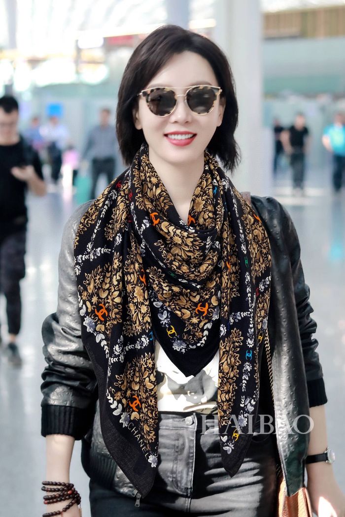 Chanel Scarf CA00256