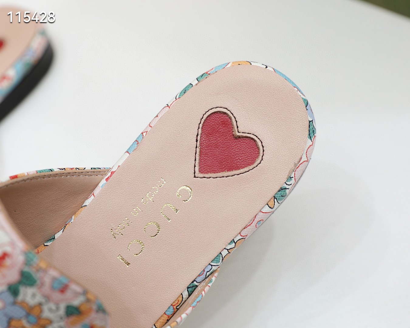 Gucci Shoes GG1765QQ-5