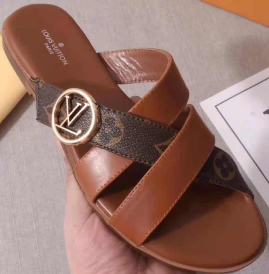 Louis Vuitton Shoes LV110236