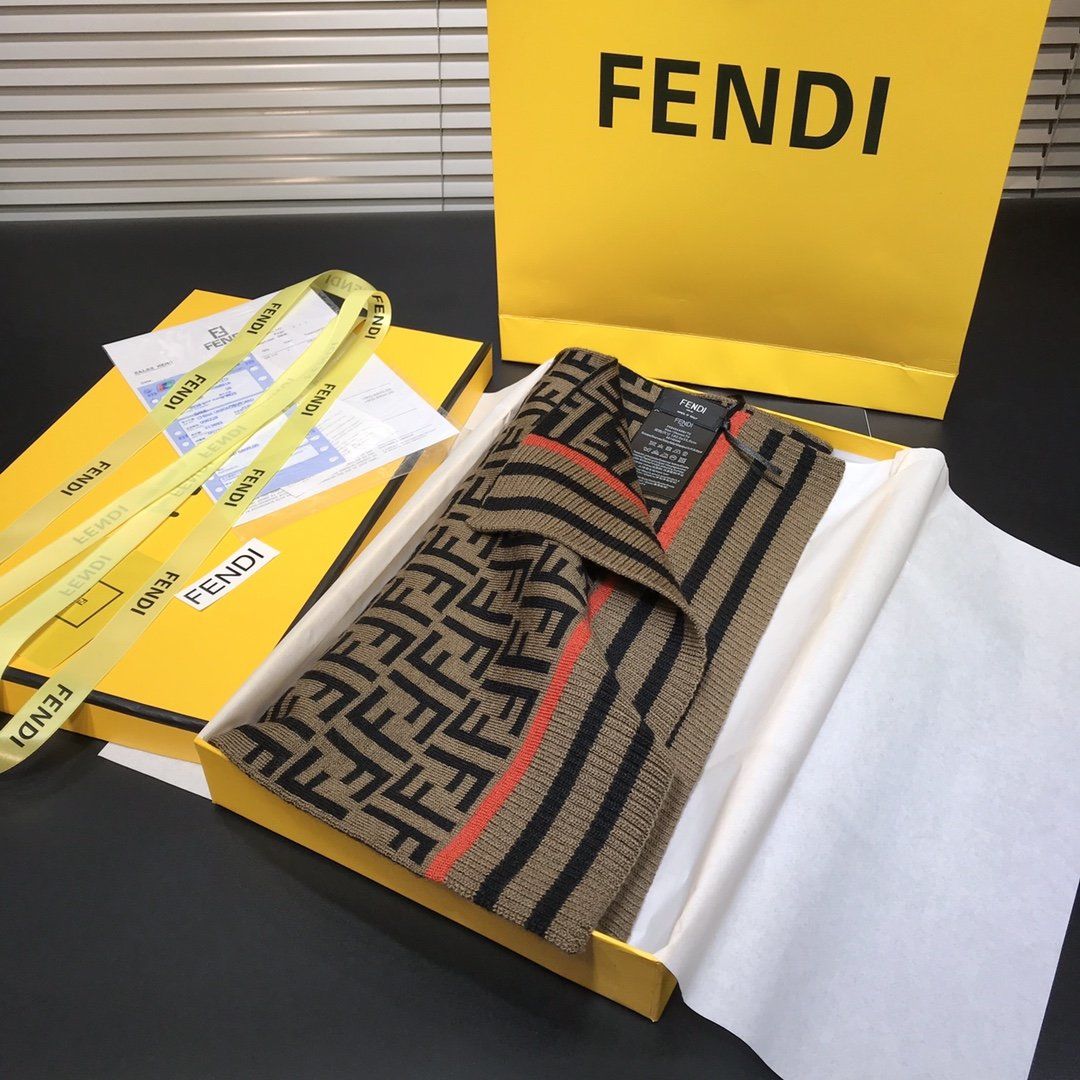 Fendi Scarf F00012