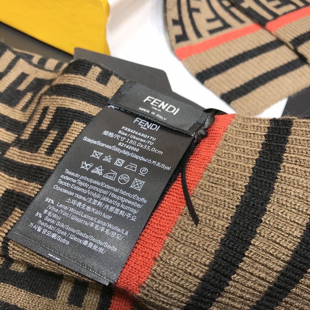 Fendi Scarf F00012