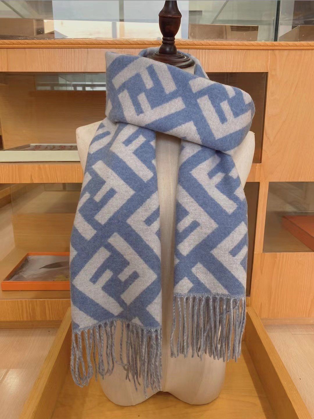 Fendi Scarf F00022