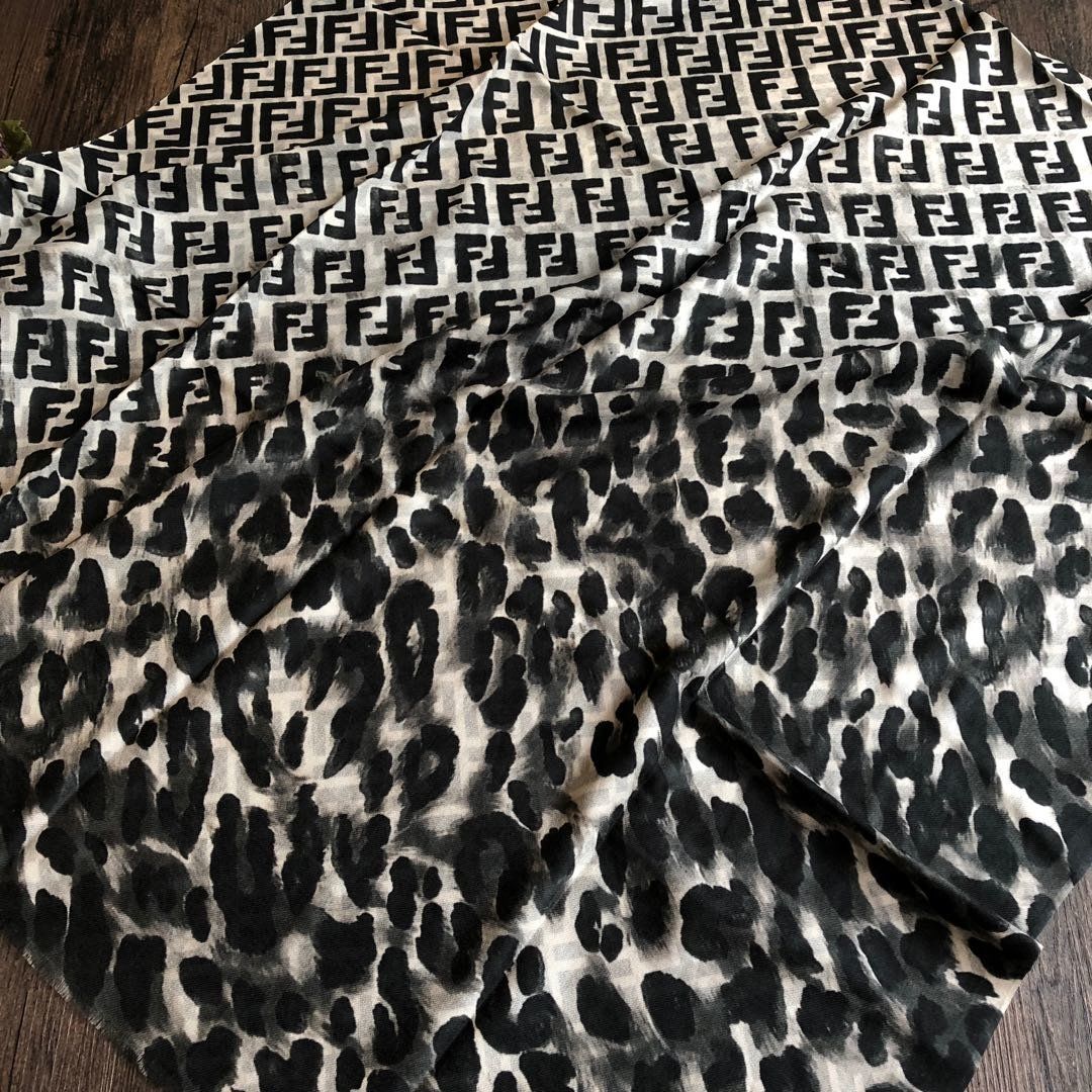 Fendi Scarf F00024