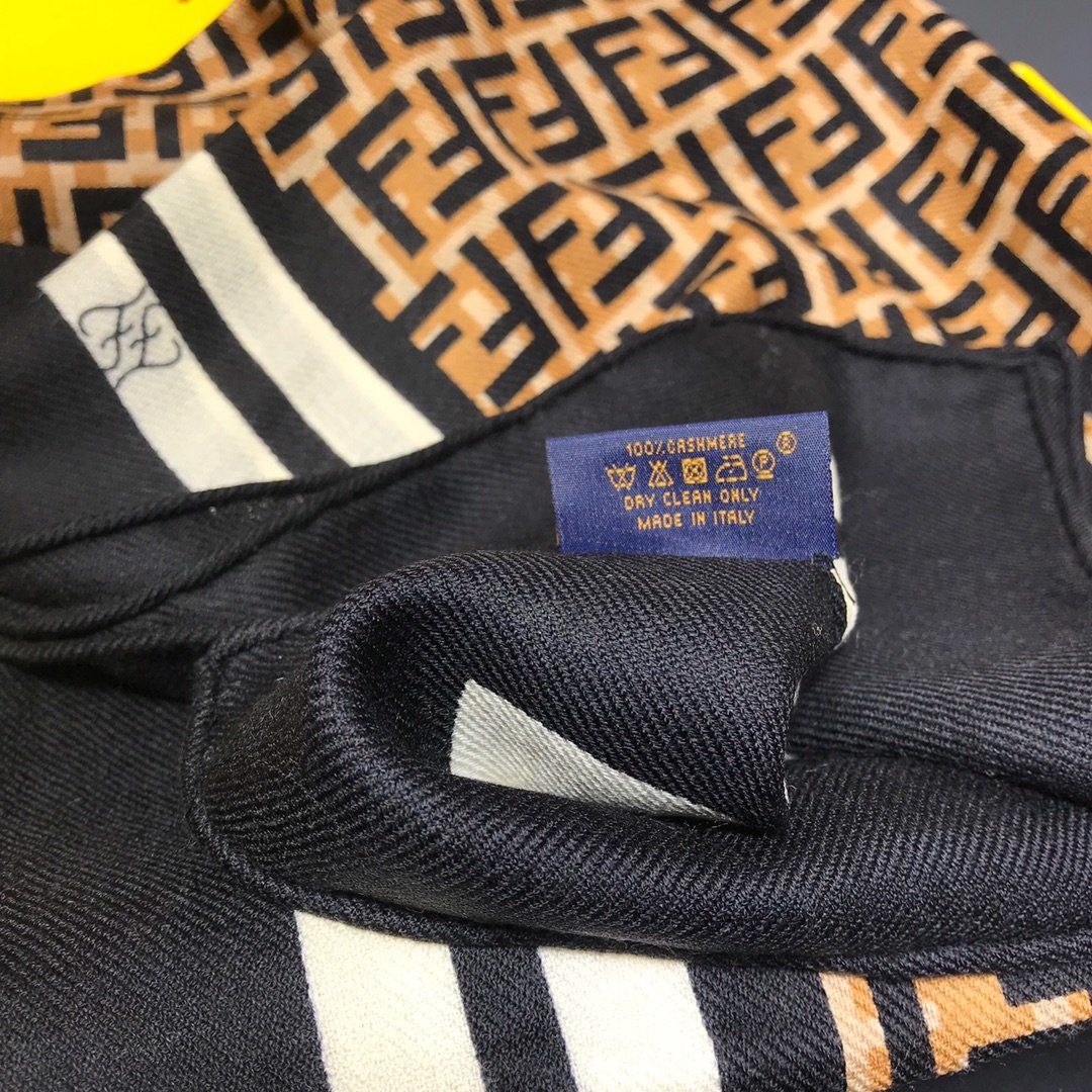 Fendi Scarf F00035