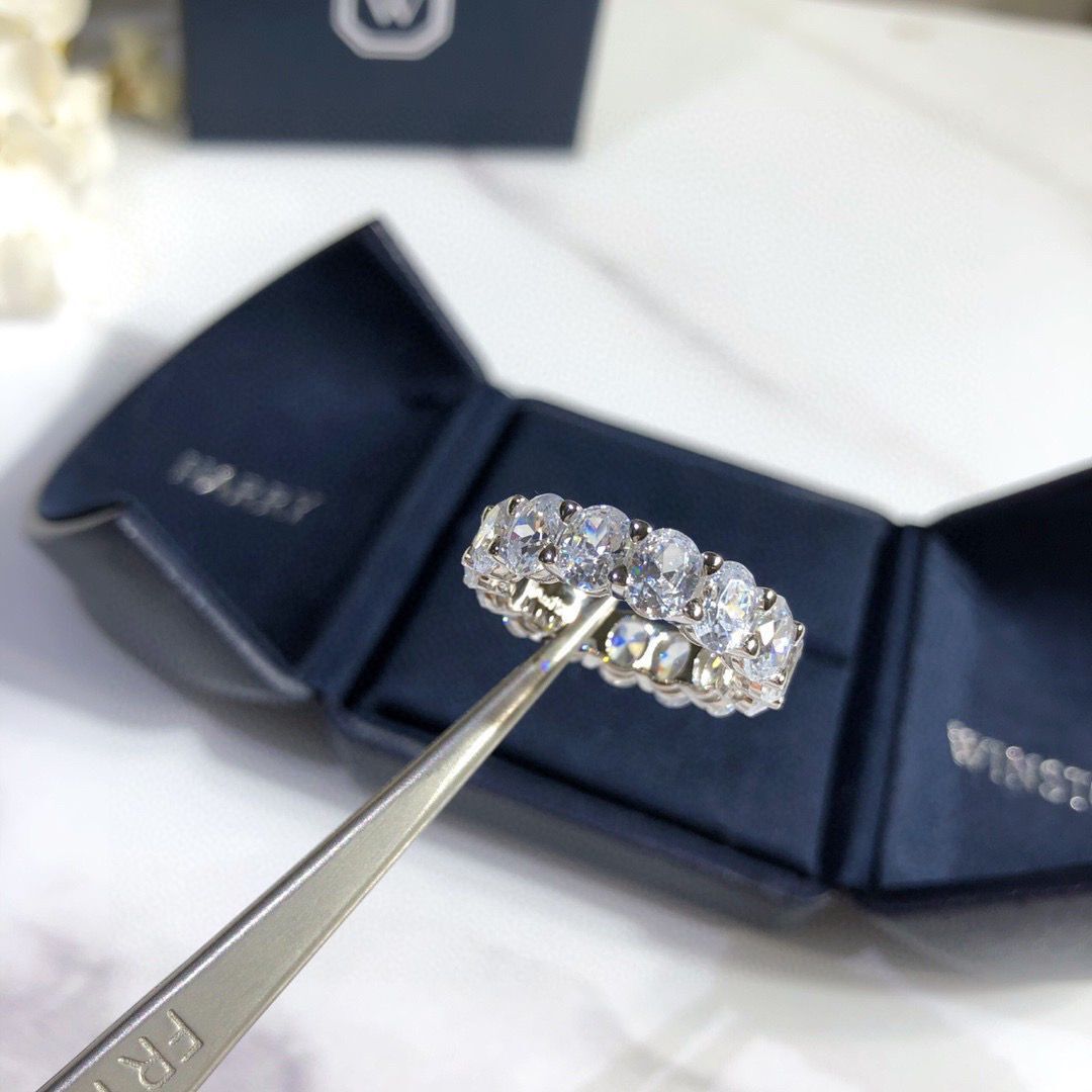 HARRY WINSTON Diamond Ring HW12035