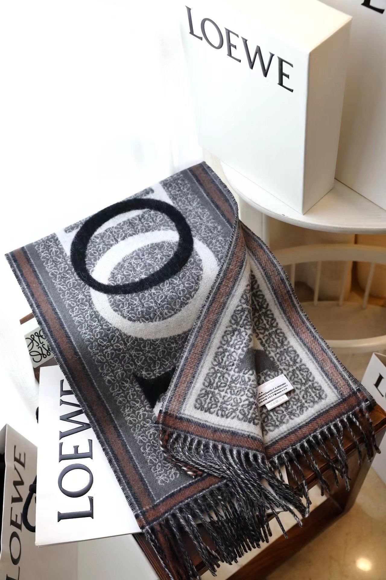 Loewe Scarf L00003