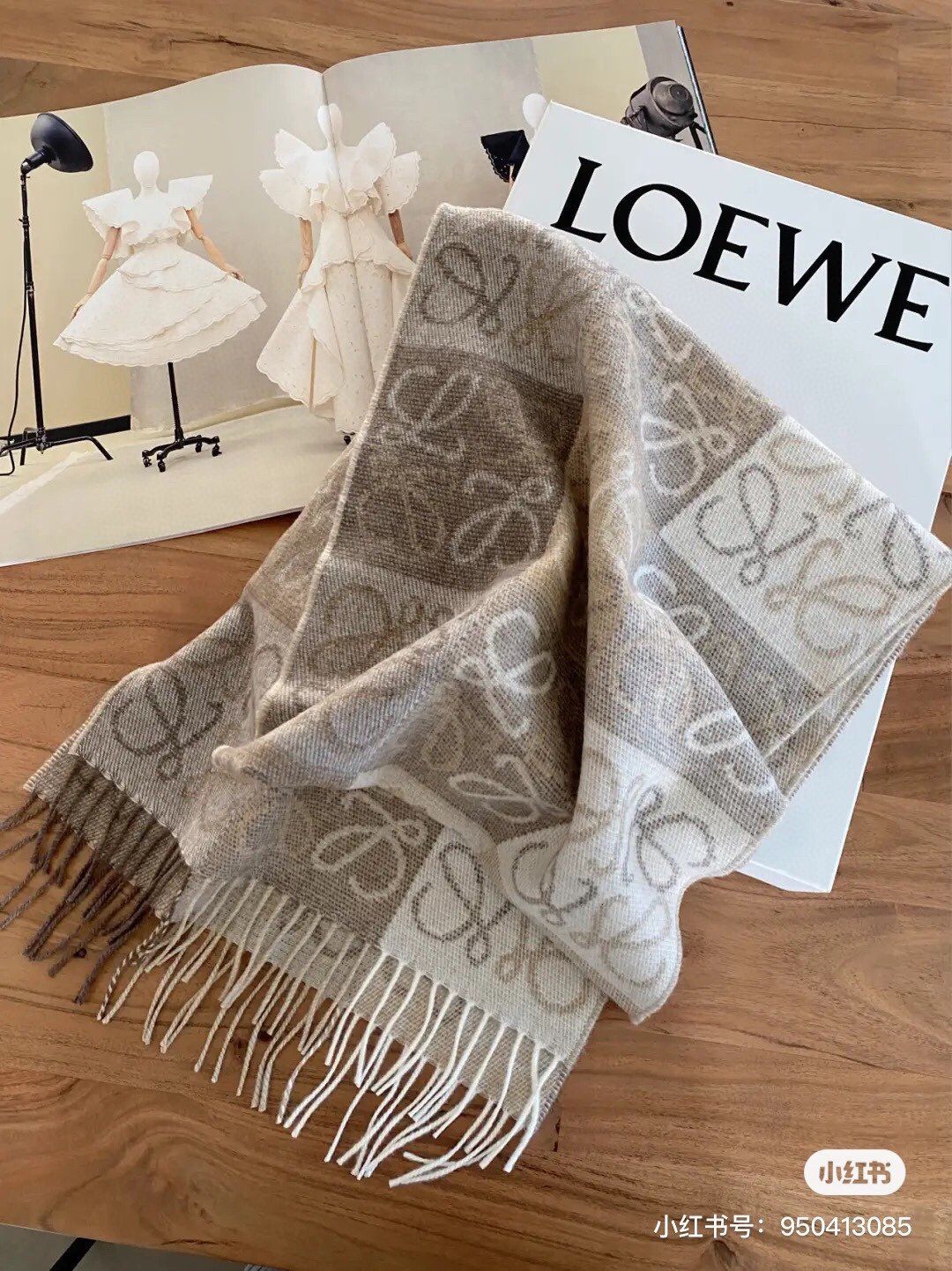 Loewe Scarf L00010