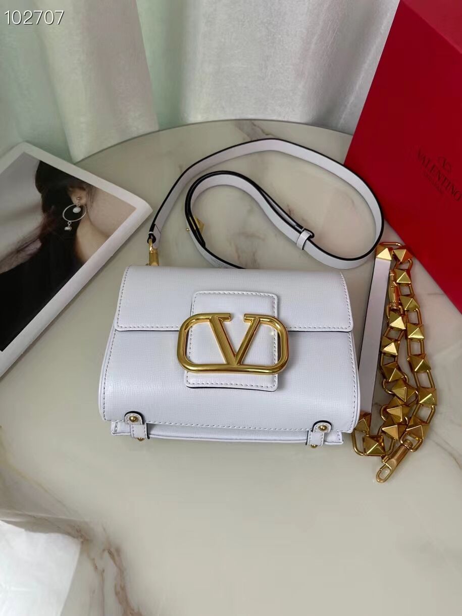 VALENTINO GARAVANI Stud Sign Grained Calfskin Shoulder Bag V0196 white