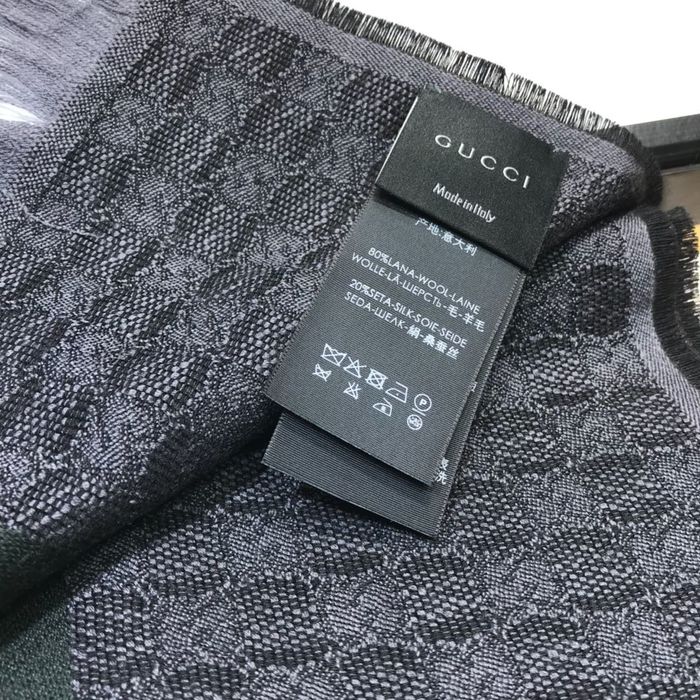 Gucci Scarf G00102