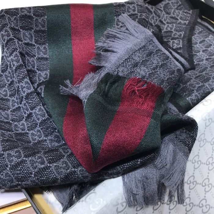 Gucci Scarf G00102