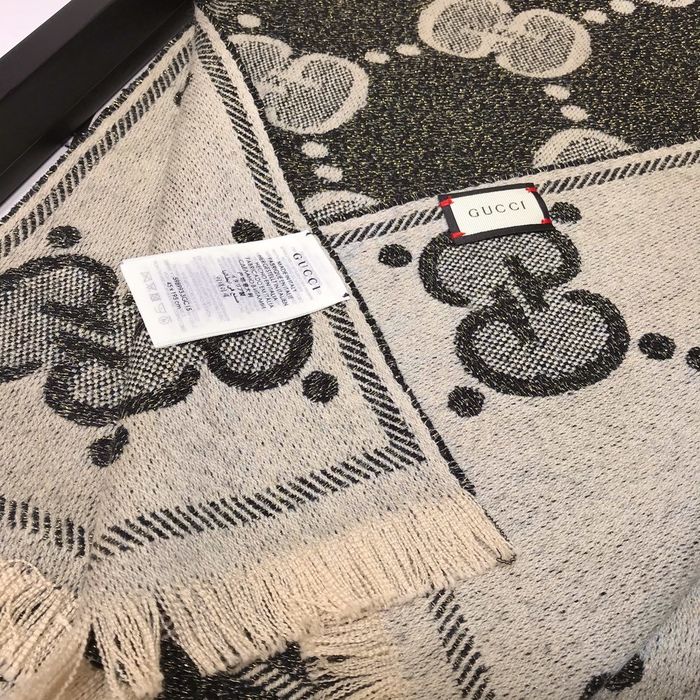 Gucci Scarf G00114