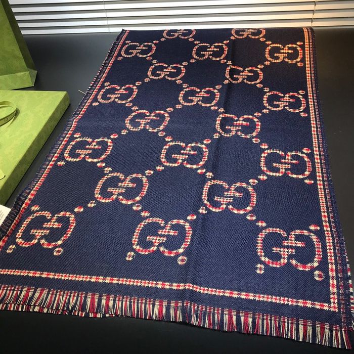 Gucci Scarf G00116