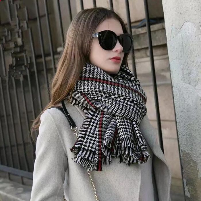 Gucci Scarf G00123