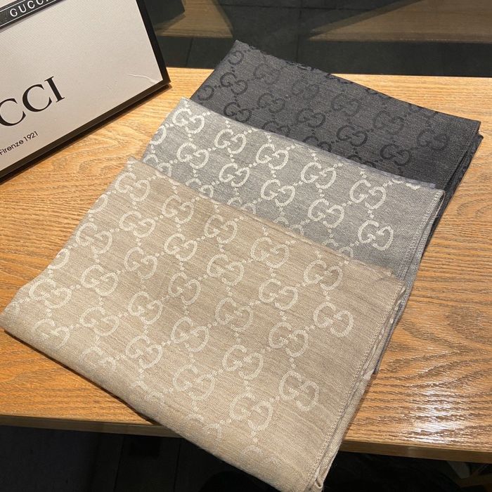 Gucci Scarf G00126