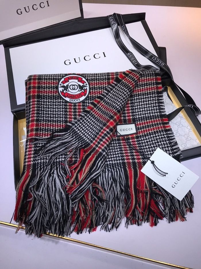 Gucci Scarf G00128