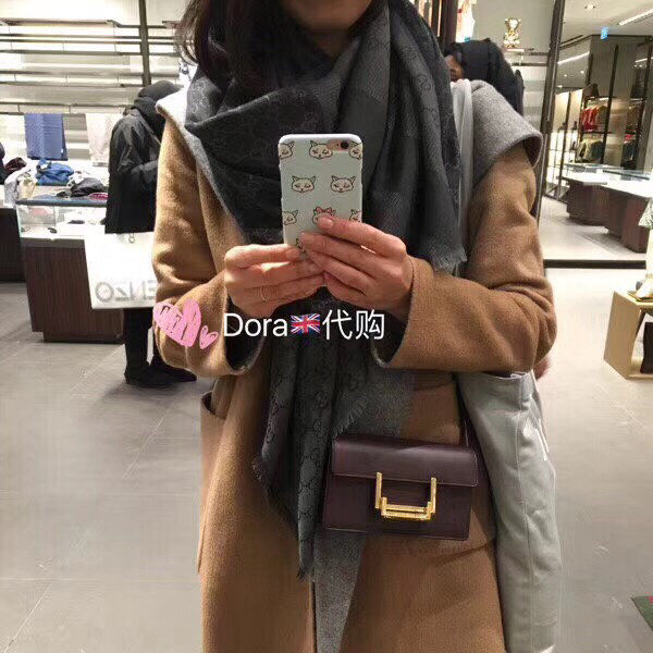 Gucci Scarf G00140