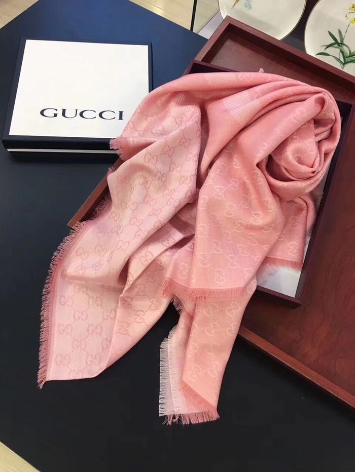 Gucci Scarf G00145