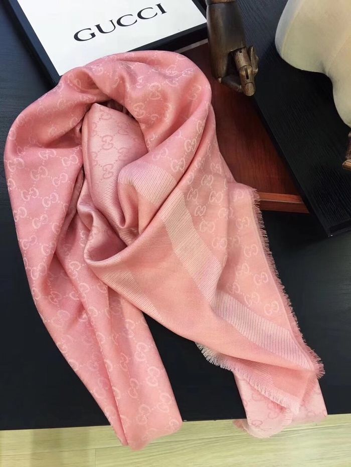 Gucci Scarf G00145