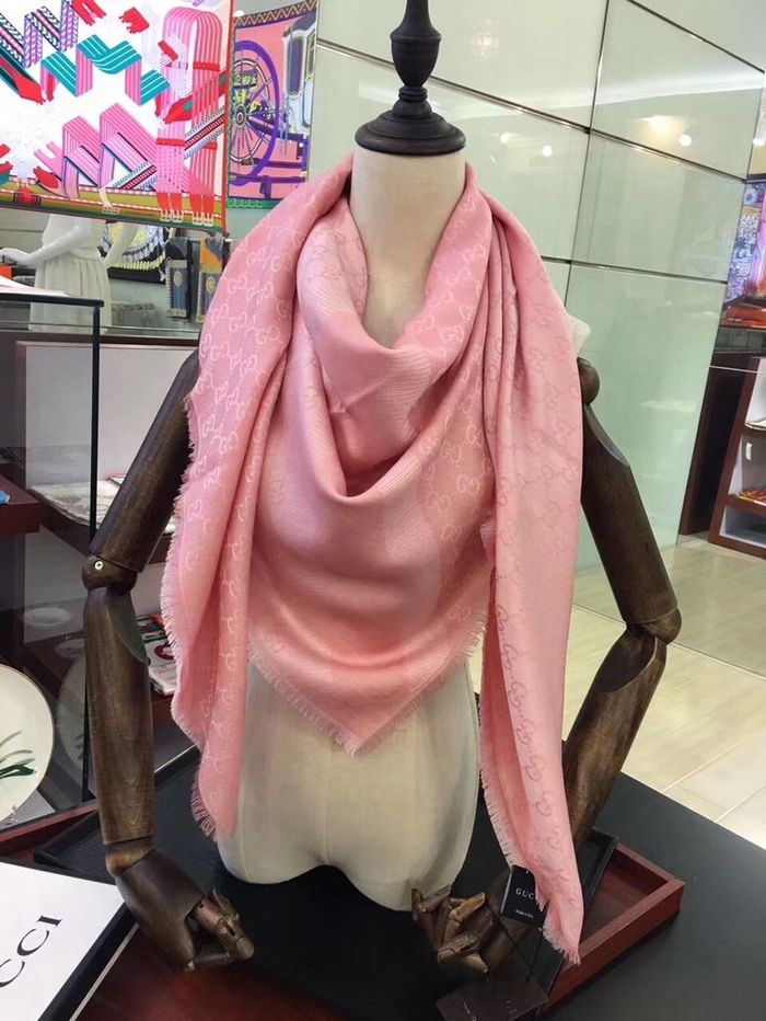 Gucci Scarf G00145