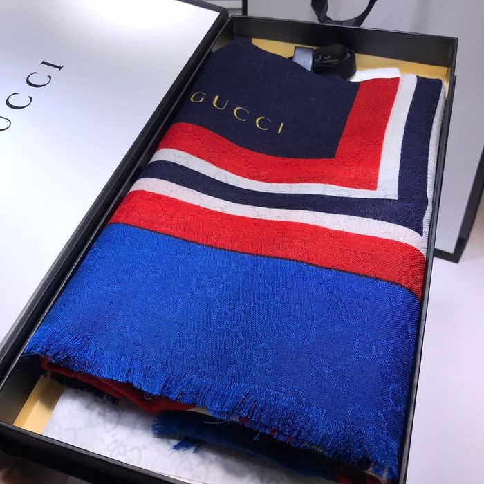 Gucci Scarf G00150