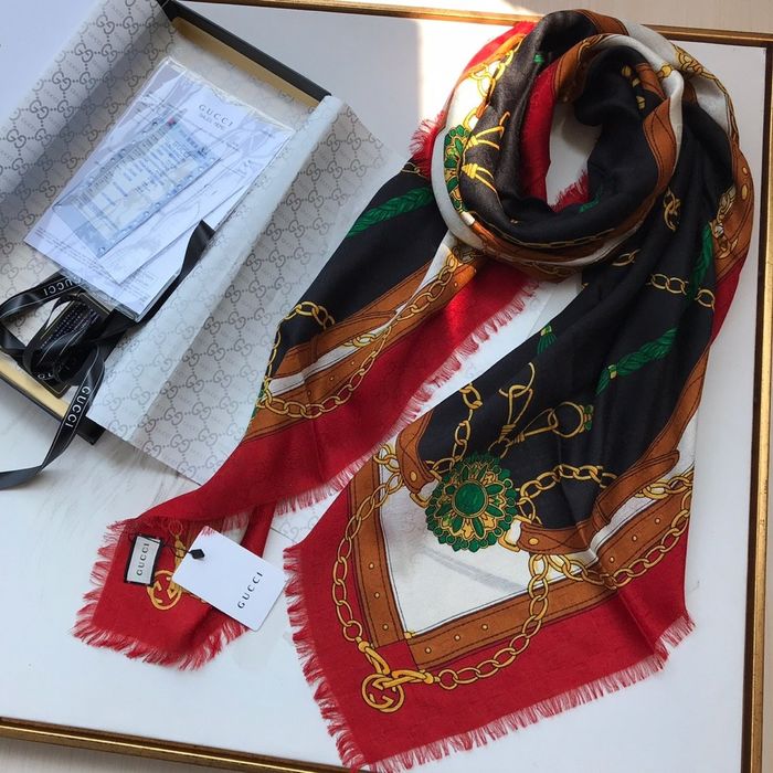 Gucci Scarf G00153