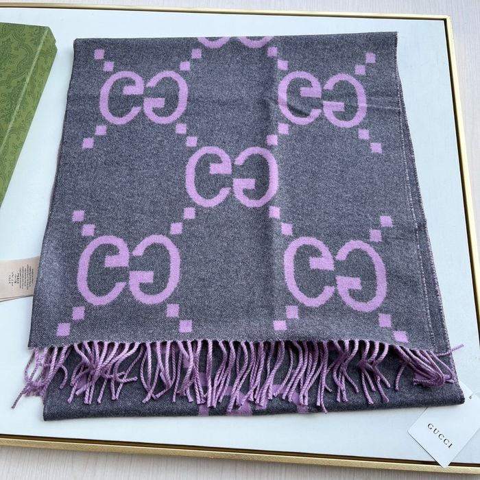 Gucci Scarf G00157