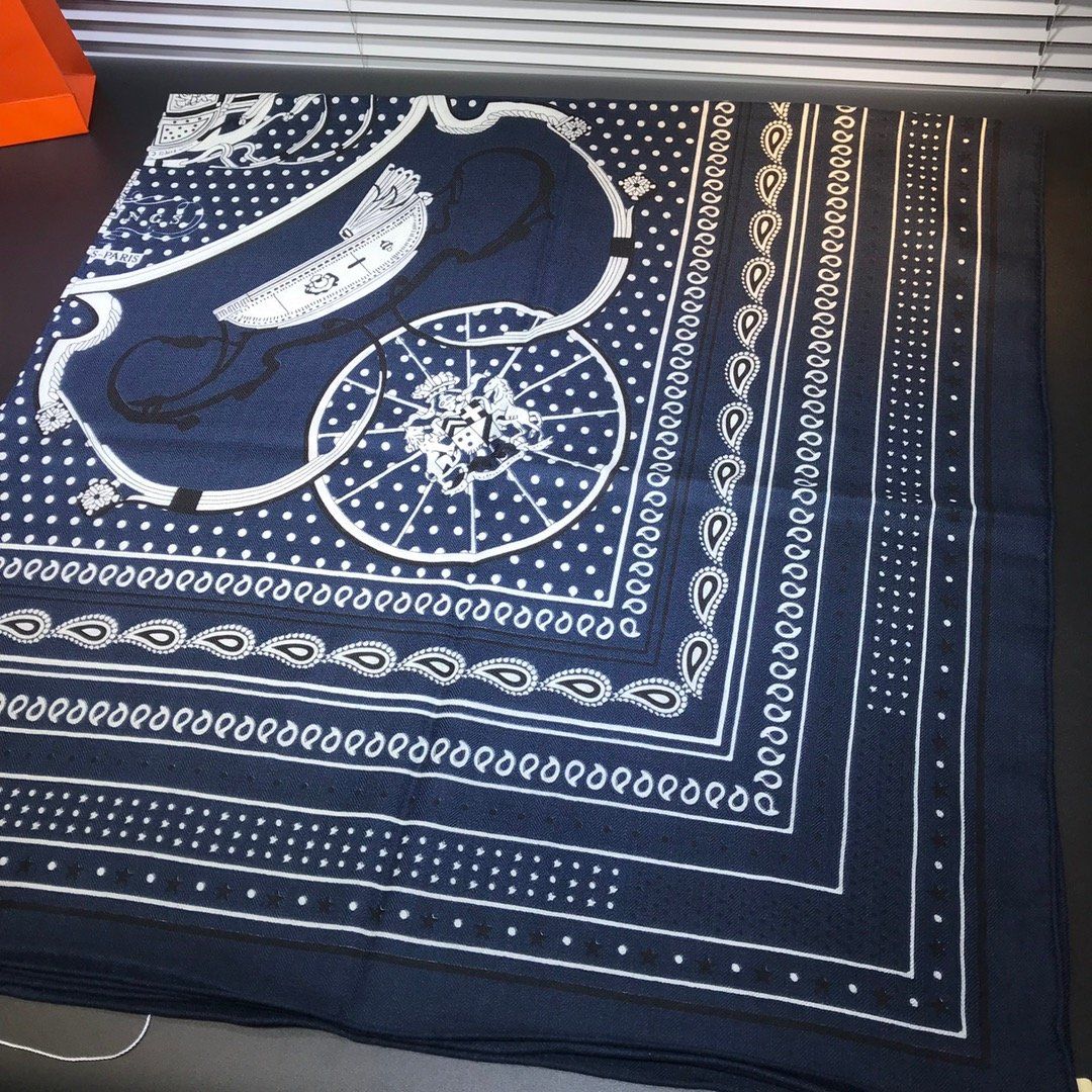 Hermes Scarf H00041