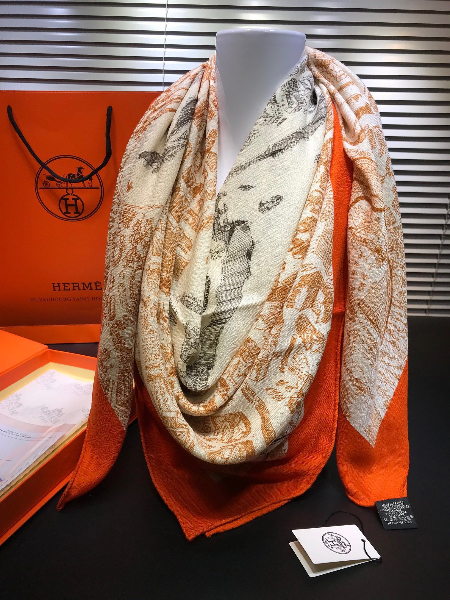 Hermes Scarf H00052