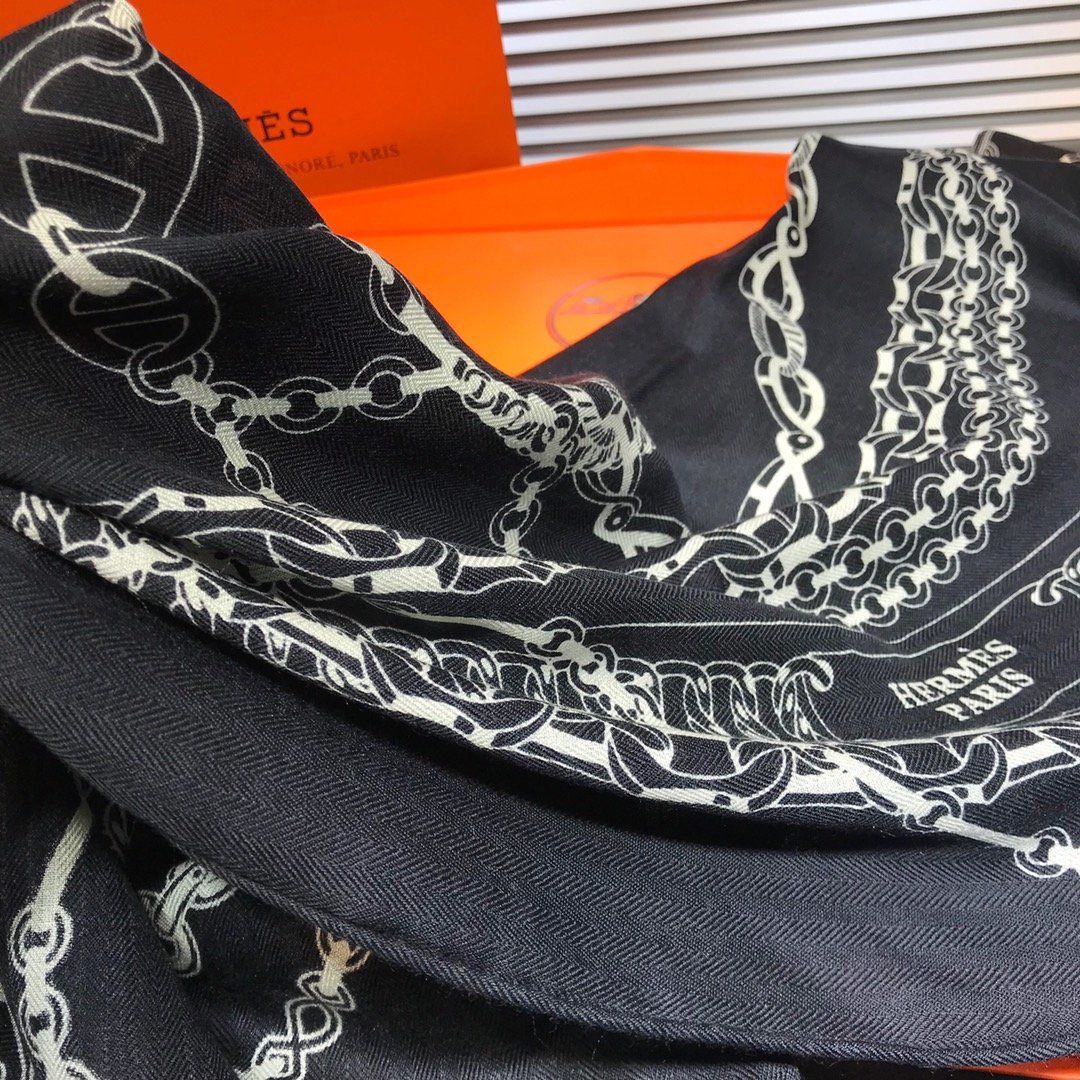 Hermes Scarf H00058