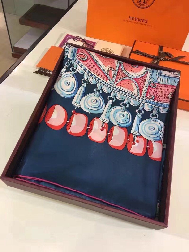 Hermes Scarf H00059