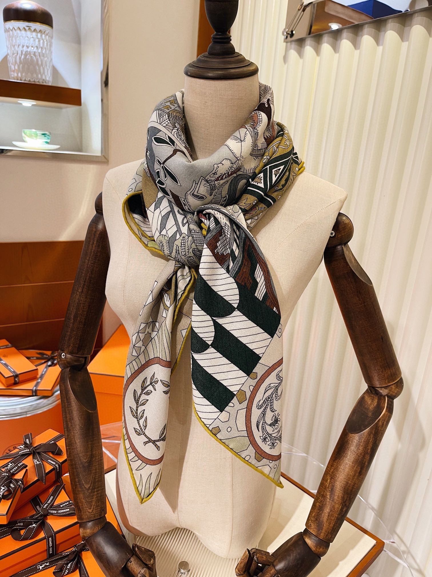 Hermes Scarf H00060