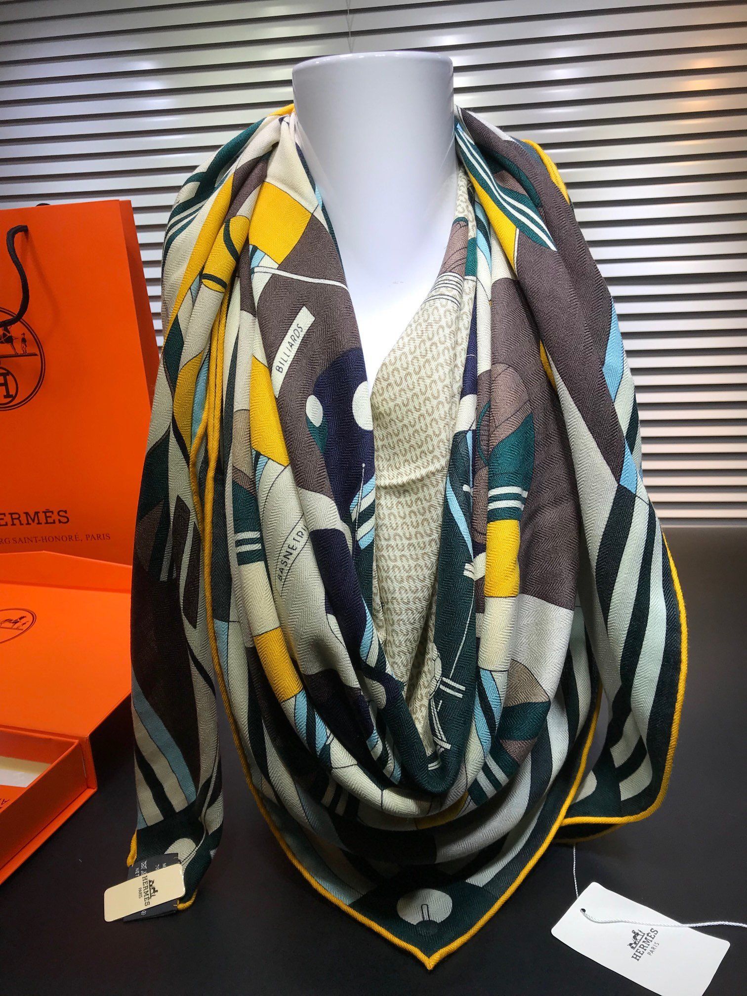 Hermes Scarf H00063