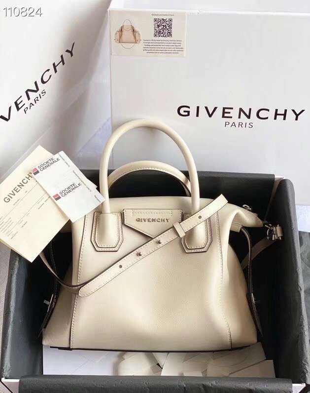 GIVENCHY Original Leather Shoulder Bag 63188 Off White