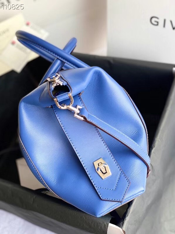 GIVENCHY Original Leather Shoulder Bag 63188 blue