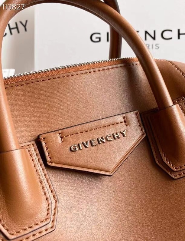 GIVENCHY Original Leather Shoulder Bag 63188 brown