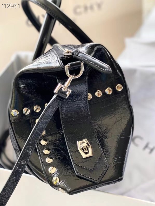 GIVENCHY Original Leather Shoulder Bag A63188 black