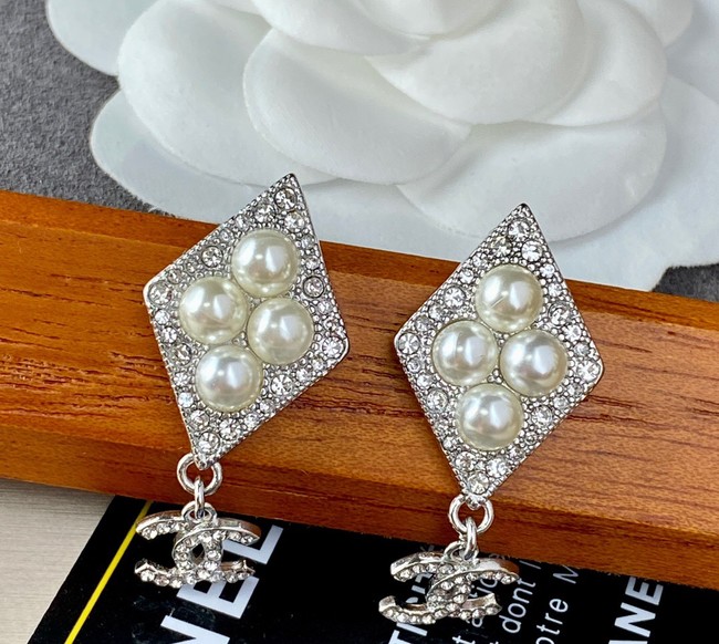 Chanel Earrings CE7371