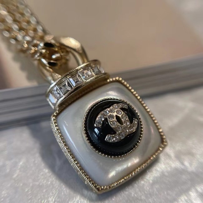 Chanel Necklace CE7352