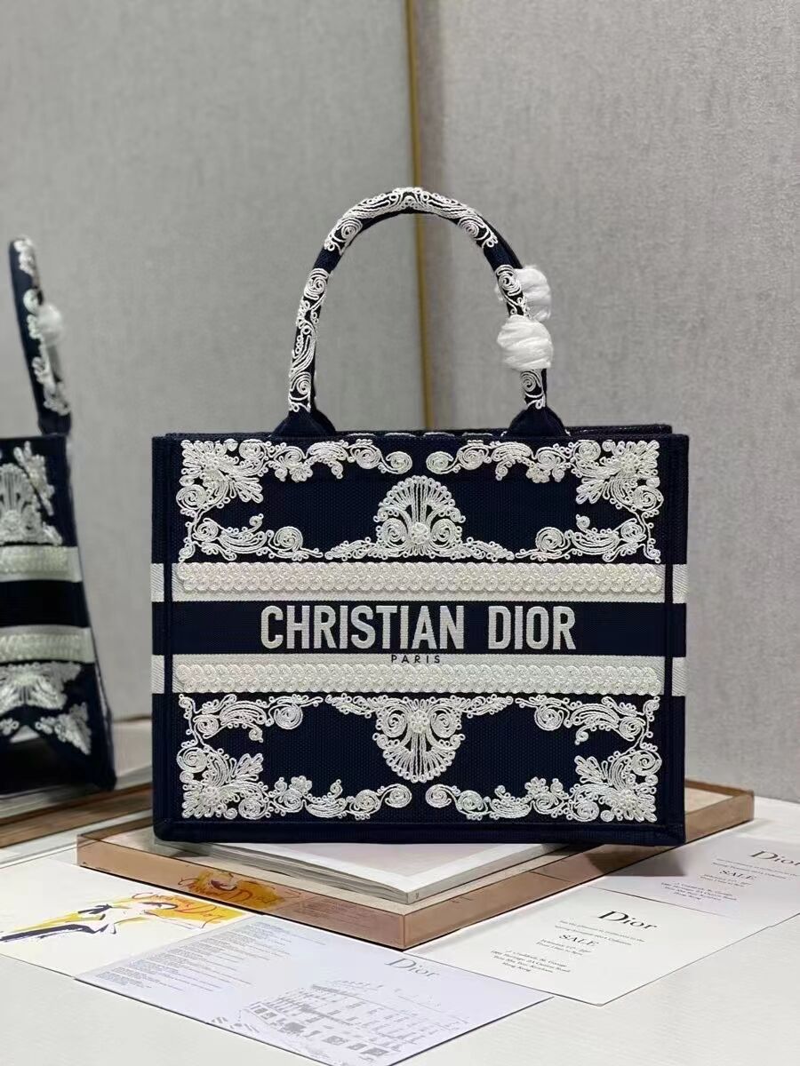 SMALL DIOR BOOK TOTE Embroidery C1212S