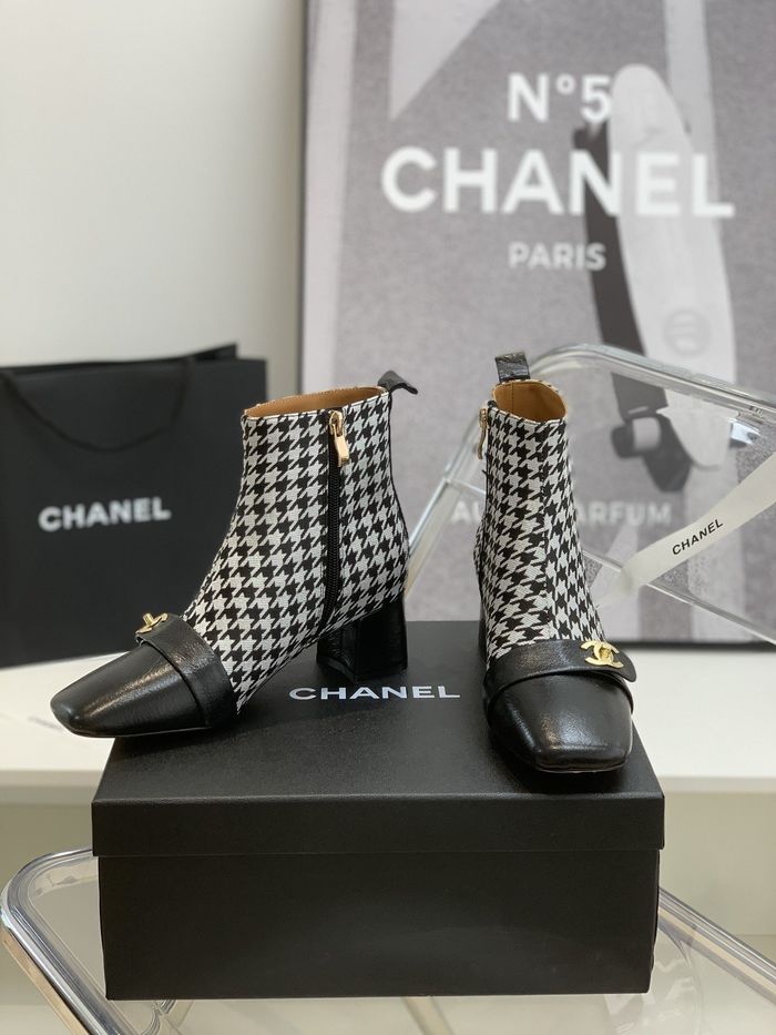 Chanel shoes CH00045