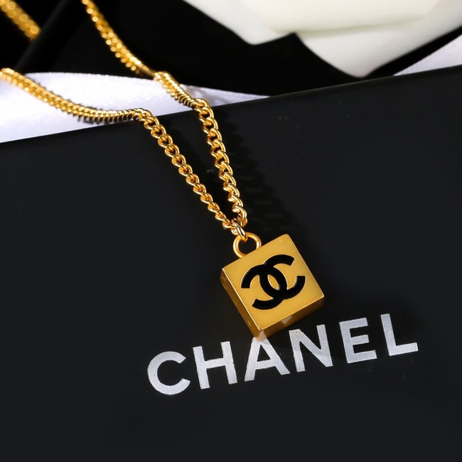 Chanel Necklace CE7430