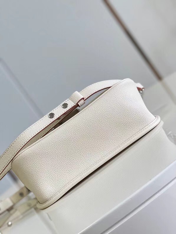 Louis Vuitton BUCI M59457 Quartz White