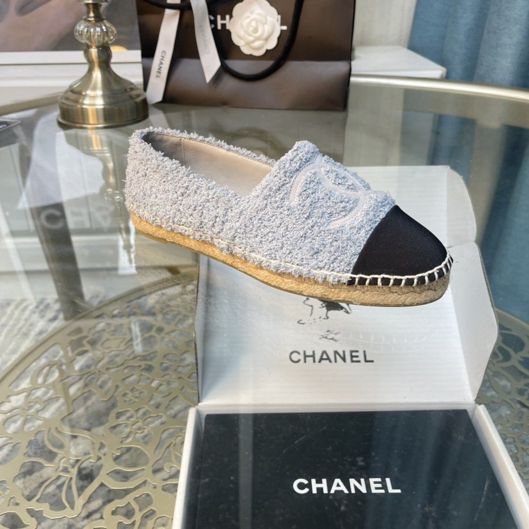 Chanel shoes CH00220