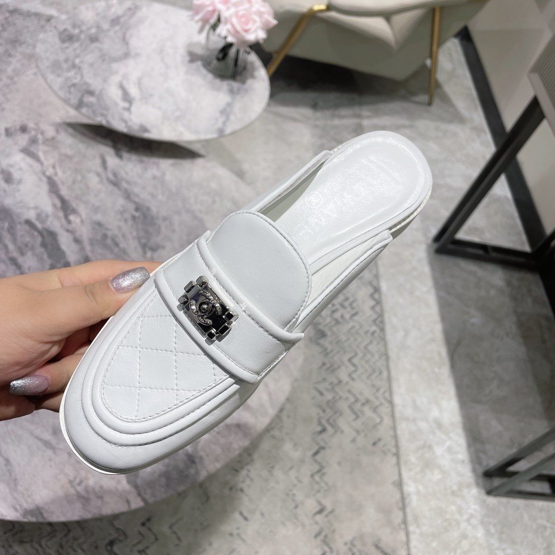 Chanel shoes CH00235