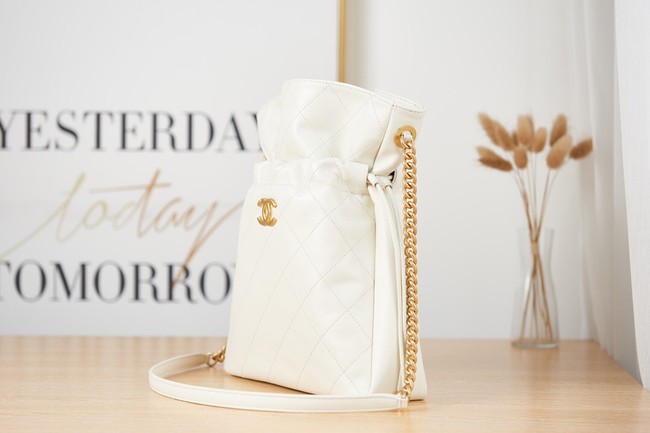 Chanel SMALL Lambskin Shoulder Bag AS2986 white