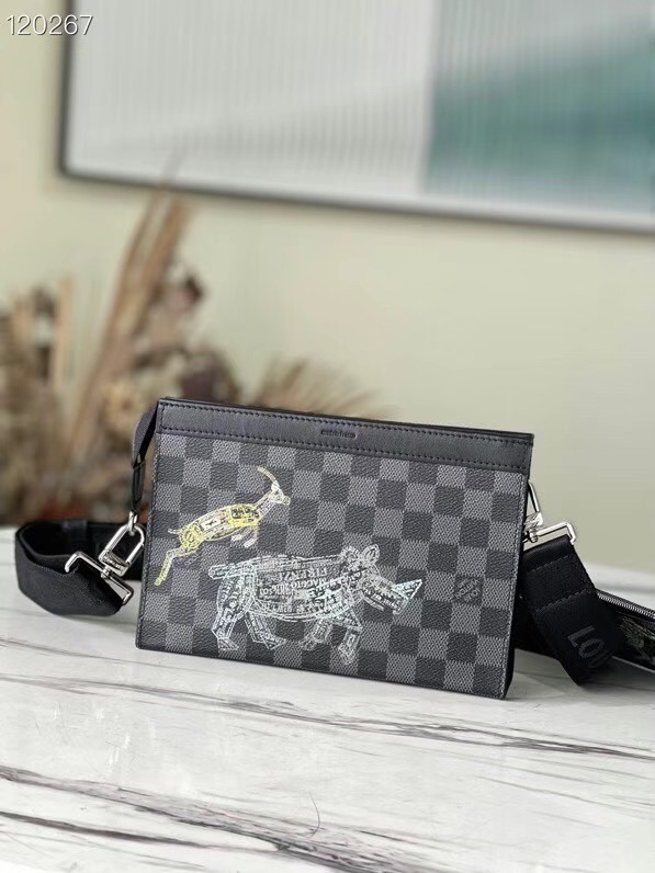 Louis Vuitton SIRIUS MESSENGER N64608 black